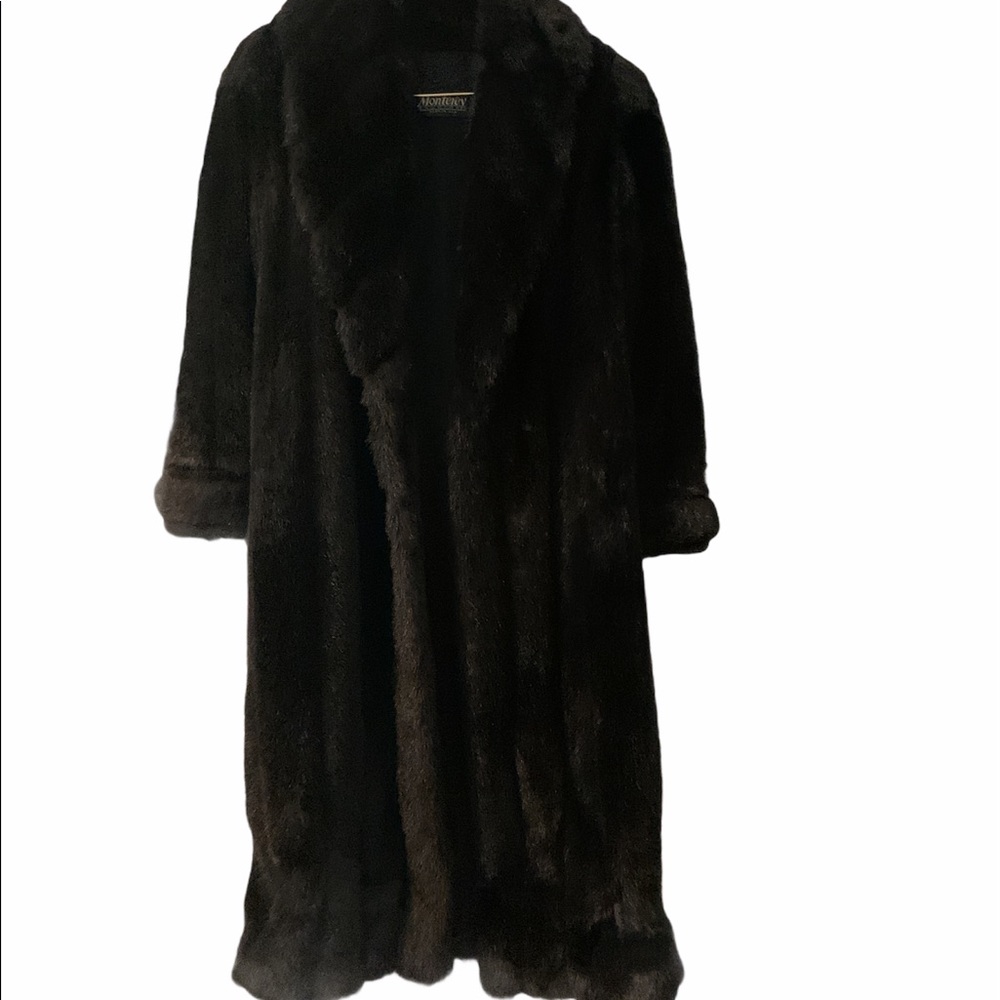 Pre loved Faux fur Monterey fashions